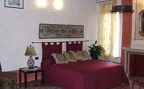 Il Mascherone Bed & Breakfast